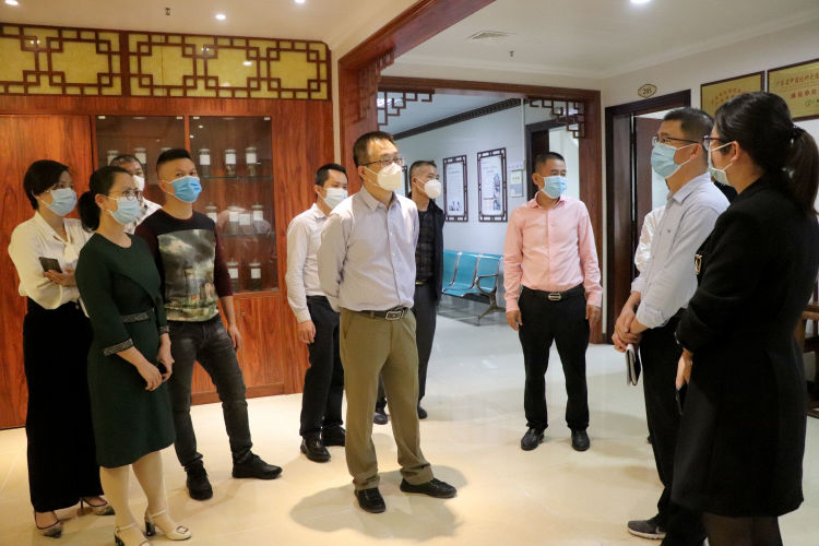 ab1d6aef3f1c4f56803754b4664cc1c1.jpg ab1d6aef3f1c4f56803754b4664cc1c1.jpg