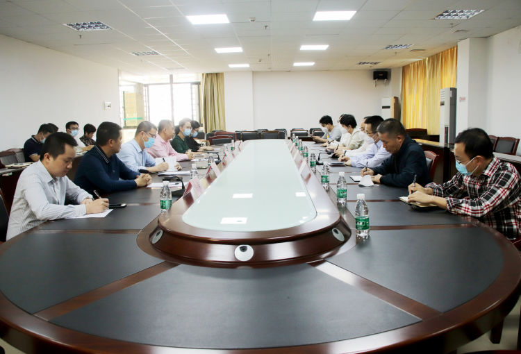 52e5d8da0e6e4fa183f13d8bd1464d8a.jpg 52e5d8da0e6e4fa183f13d8bd1464d8a.jpg