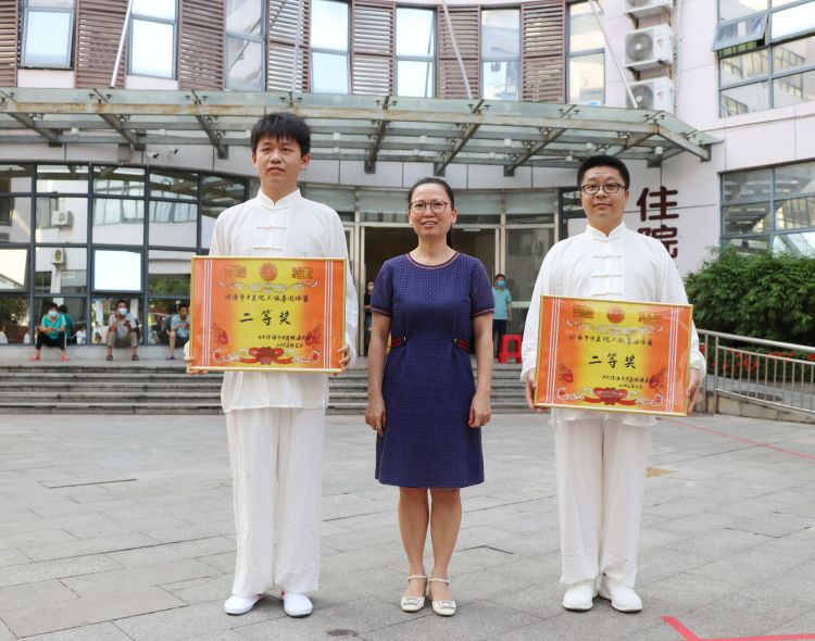 3e6aa83ff0c044f5954d519f8a9930d7.jpg 3e6aa83ff0c044f5954d519f8a9930d7.jpg