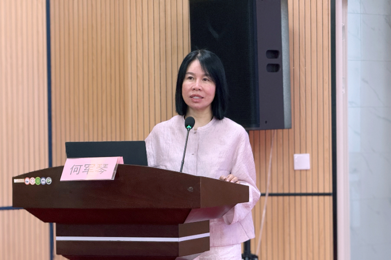 he-1.5.jpg he-1.5.jpg